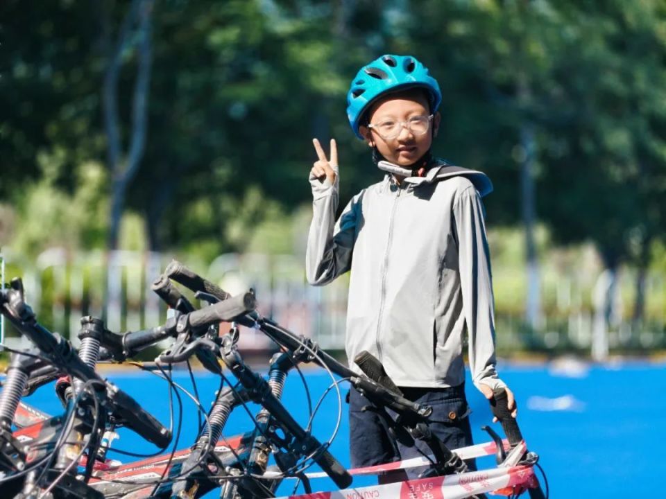 com, 从游泳起点, 投稿电话