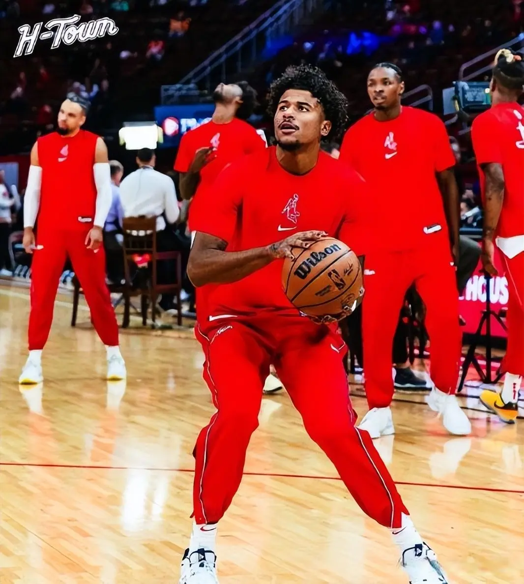 月左右的时, entit