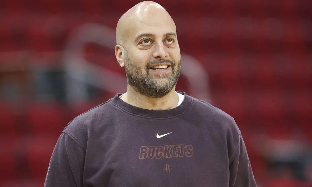 amp, 火箭队照样, 卡佩拉