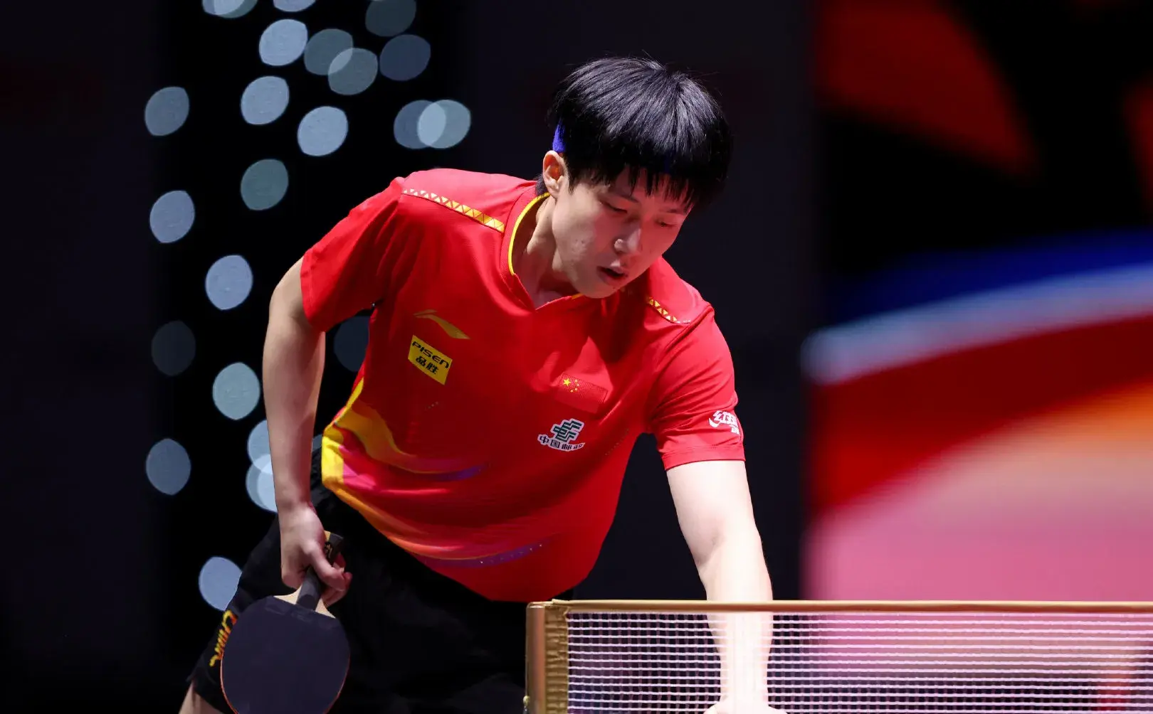 他会给曼联, 尼亚在明年, 锋线搭档