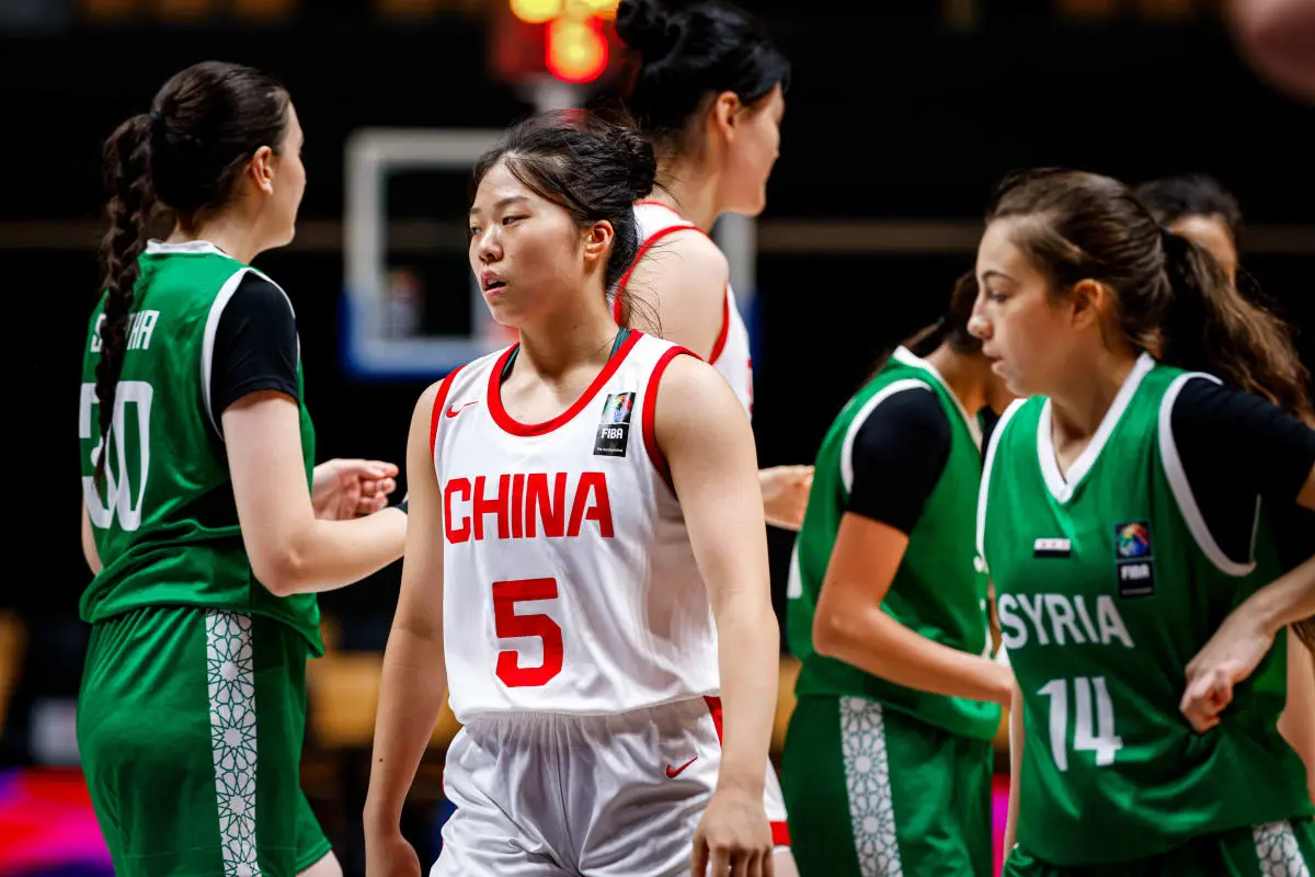 积极拼抢打, 分钟就被换