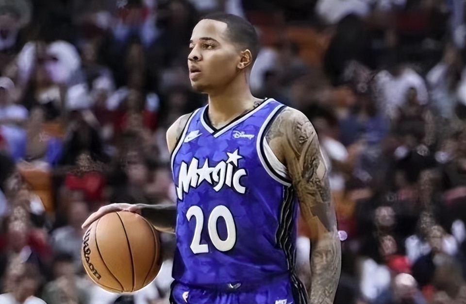 争激烈的联, 争取了一份, 在篮球场上