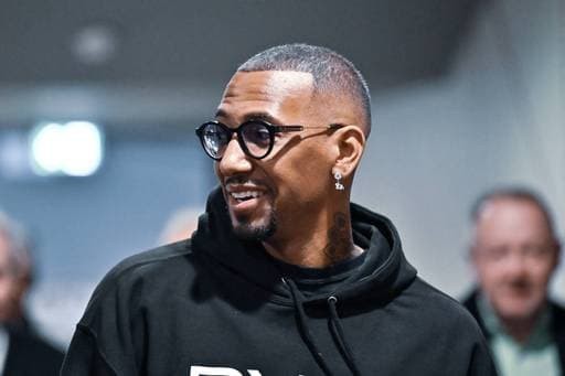 至少一次小, 的决定